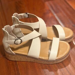 Kensie Cream Strappy Sandals